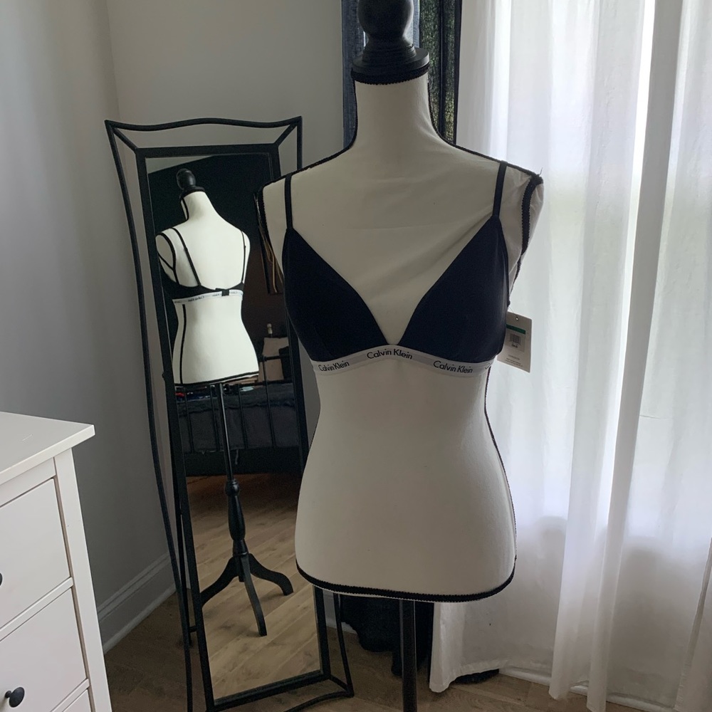 Calvin Klein logo band Bralette, Black, L, NWT!